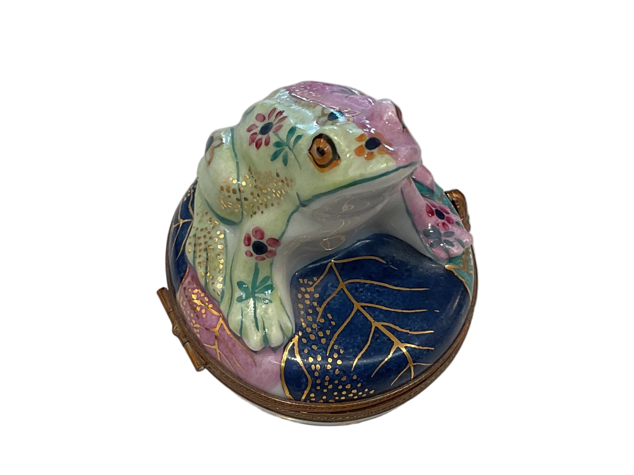 Tobacco Leaf Frog Figurine