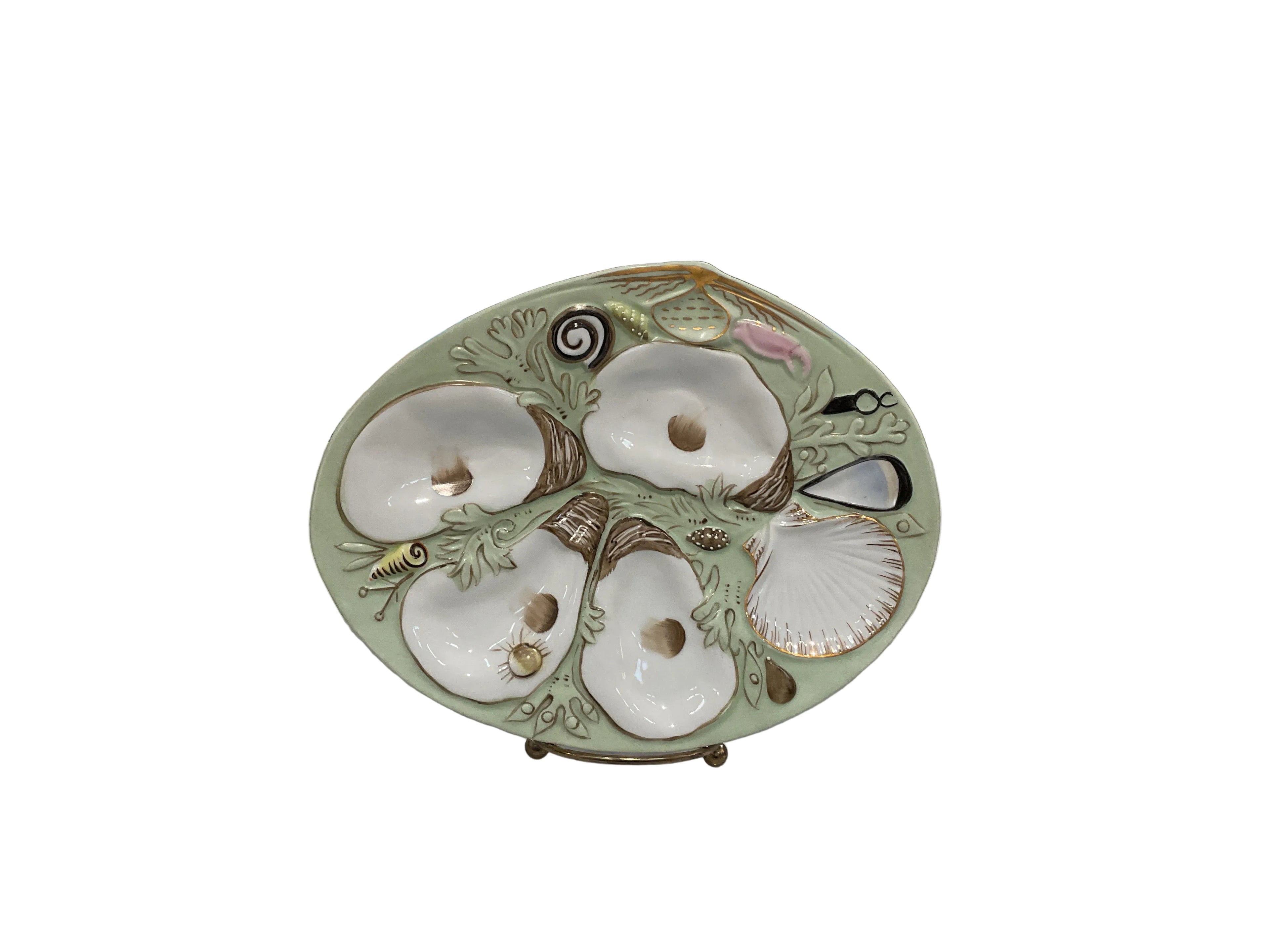 Oyster plate (Light Green and gold)