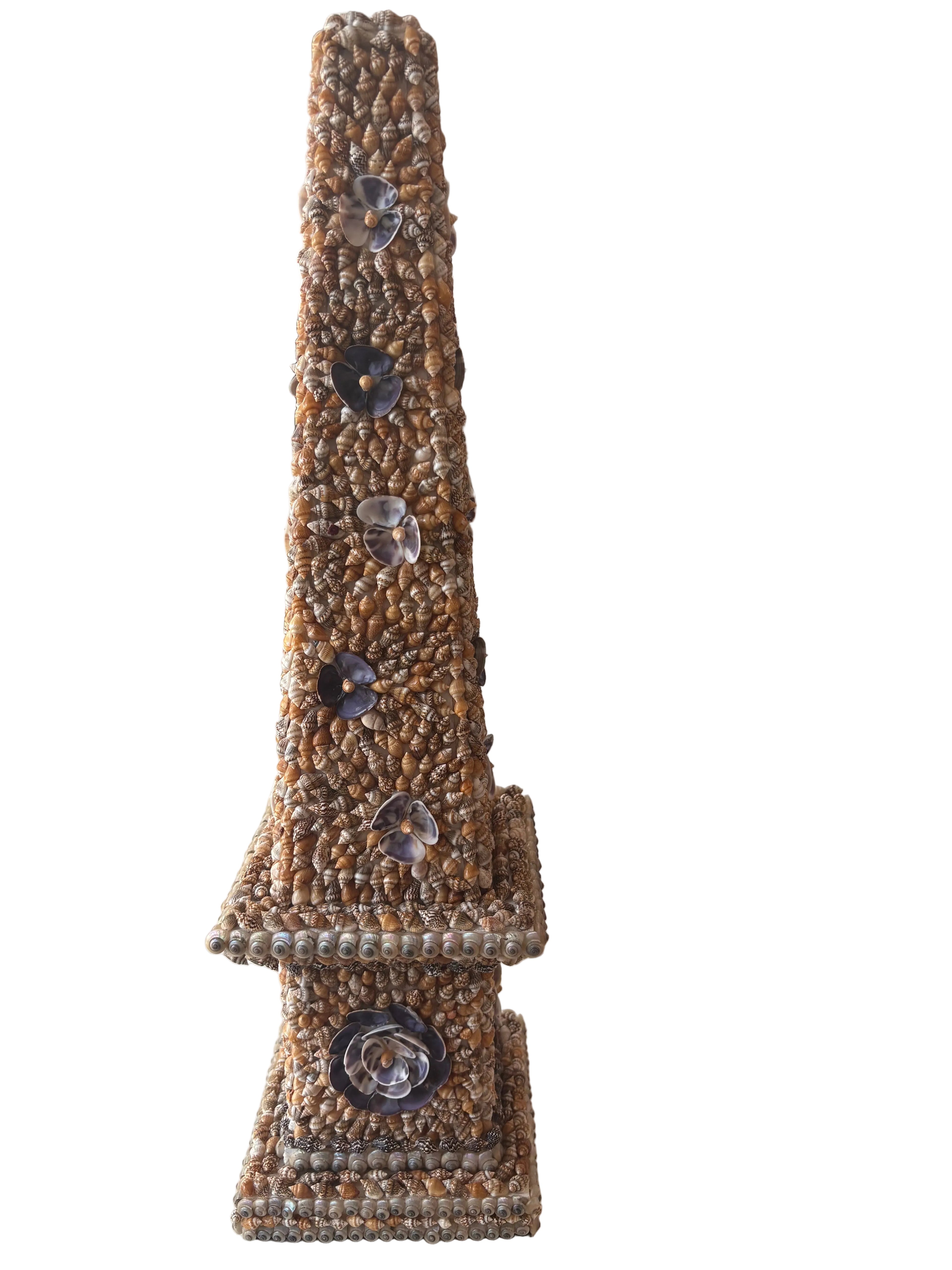 Coquillage (Shell) Obelisk