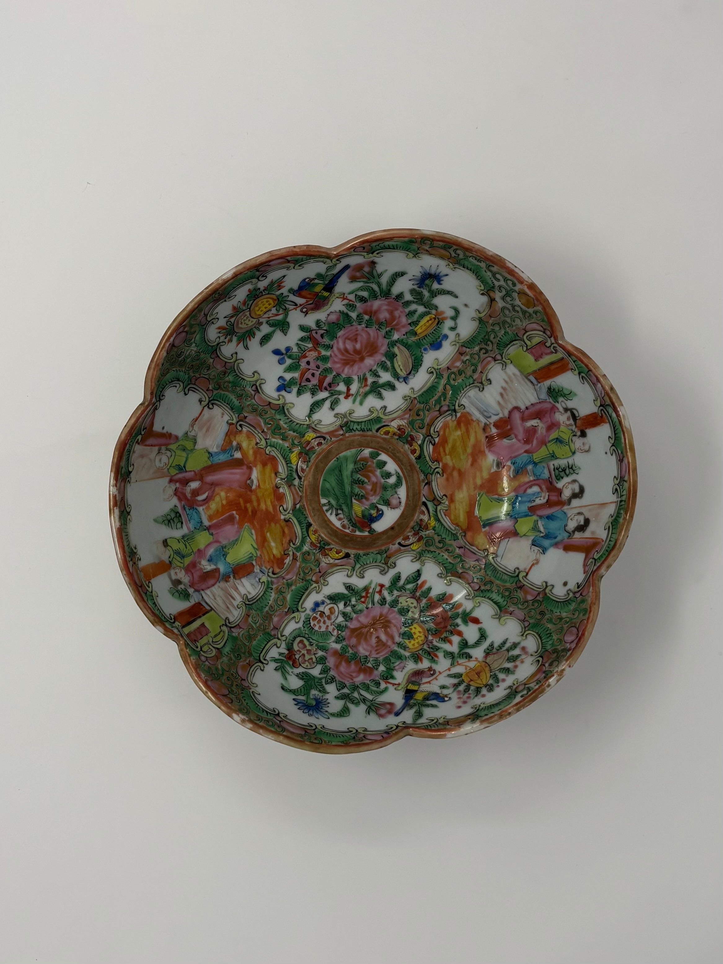 Antique Rose Medallion Rose Canton Scalloped Bowl