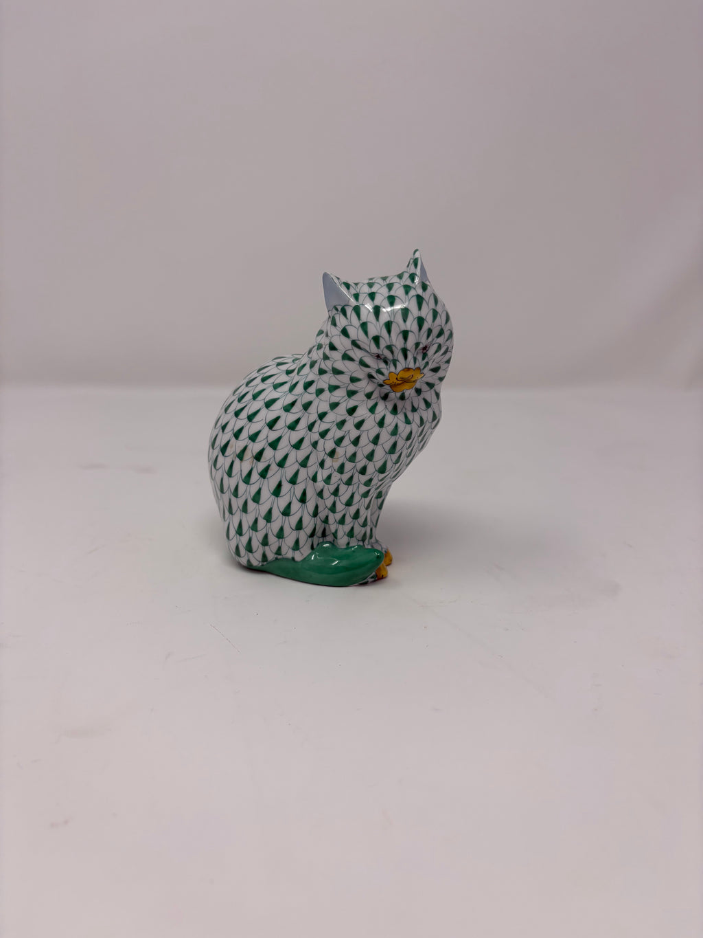 Herend Green with Gold Gilt Detail Cat