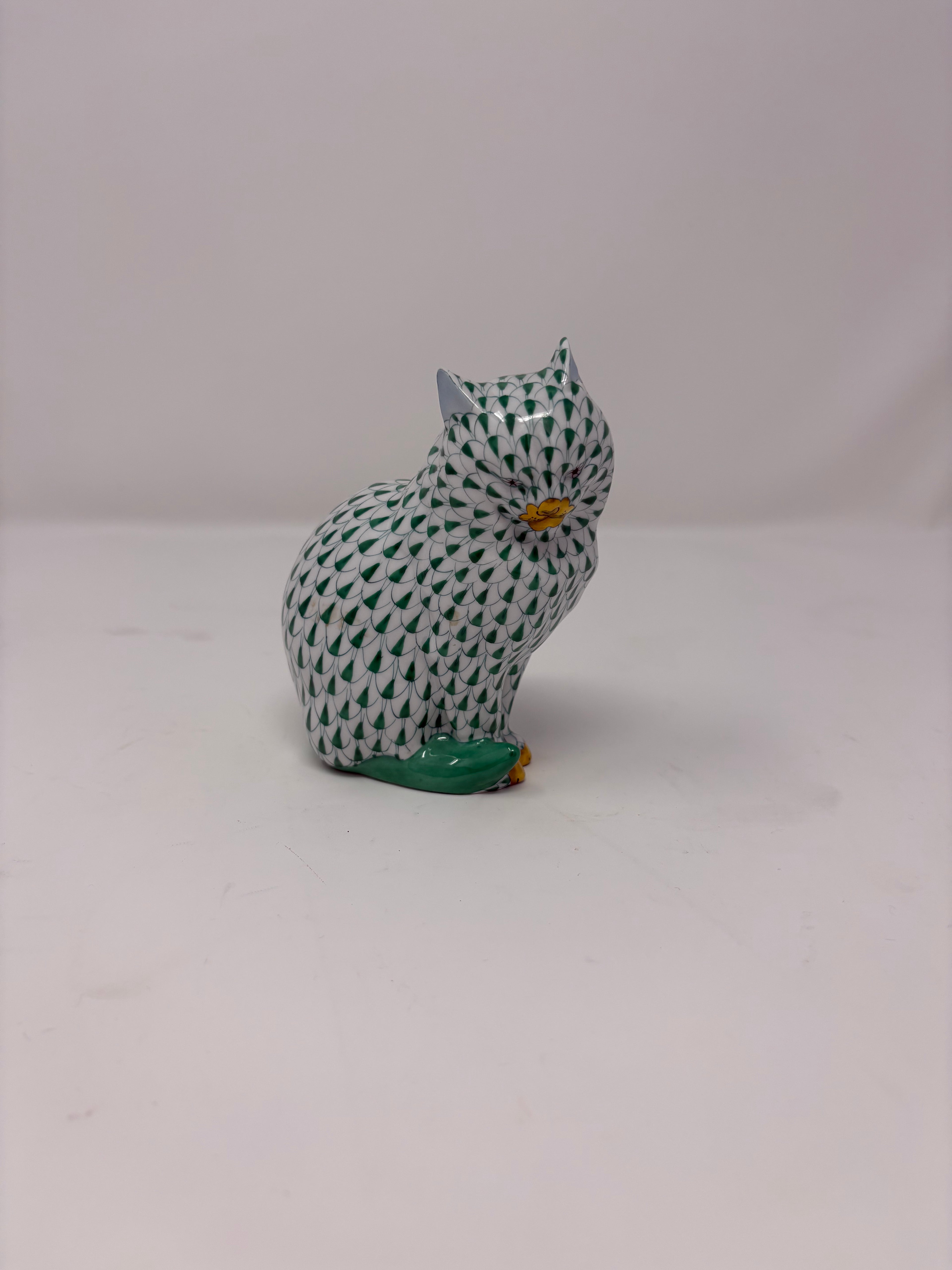 Herend Green with Gold Gilt Detail Cat