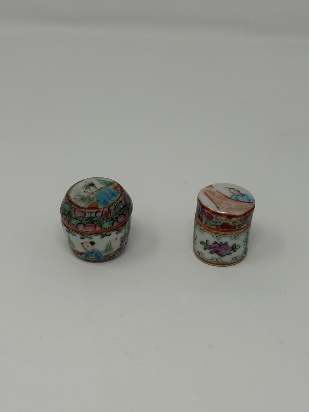 Pair of Handpainted 19th Century Rose Medallion Boxes