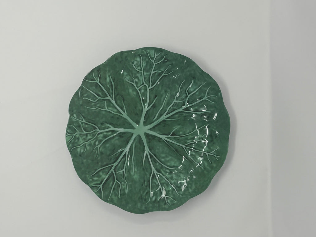 Set of 12 Plastic Cabbage Leaf Plates