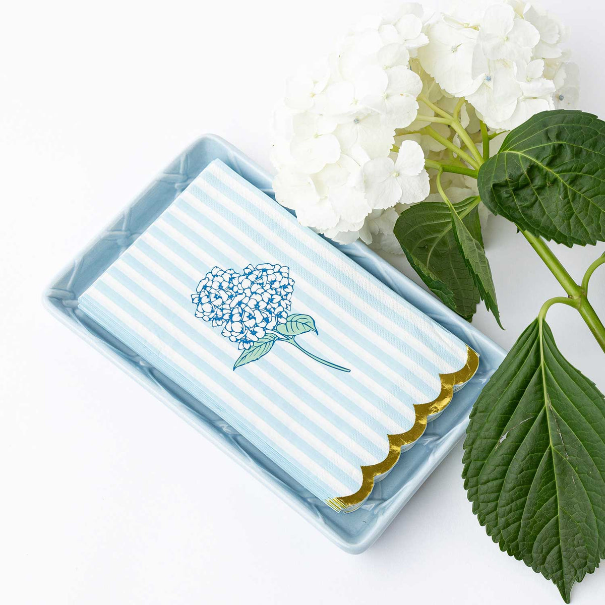 Hydrangea Blue Paper Guest Towels, 16-Count Pack